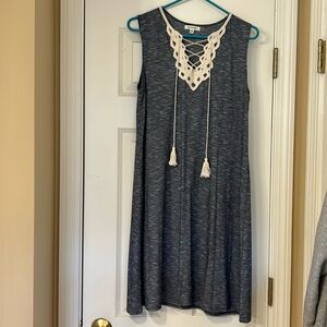 Gently worn Women’s sleeveless dress by Max Studiot. Size Medium